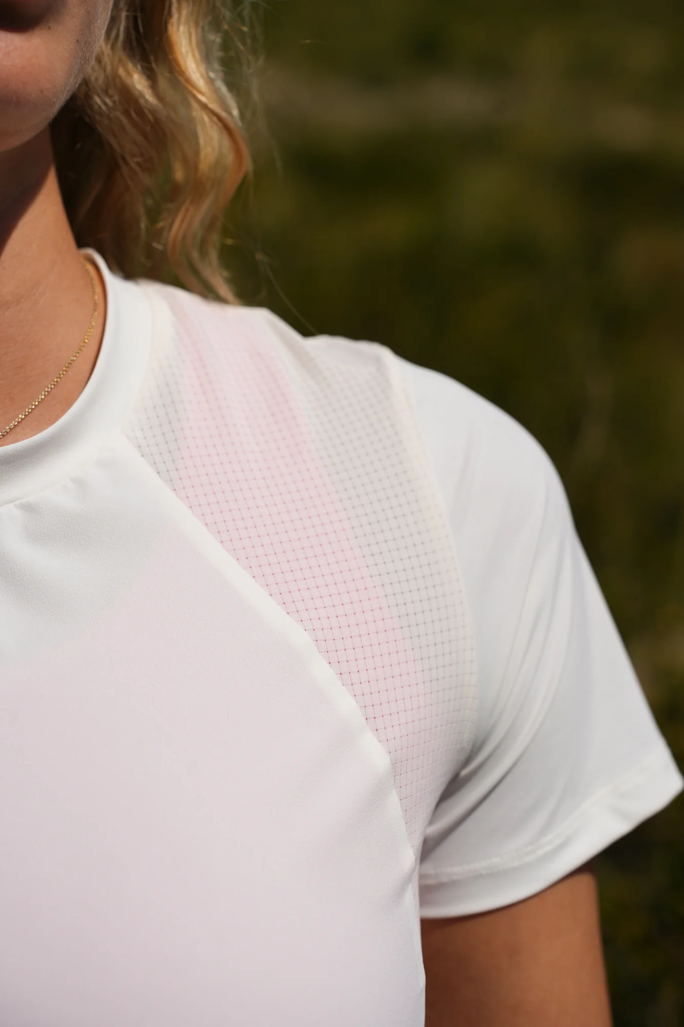 Airlite Performance Tee - Off White - Image 3