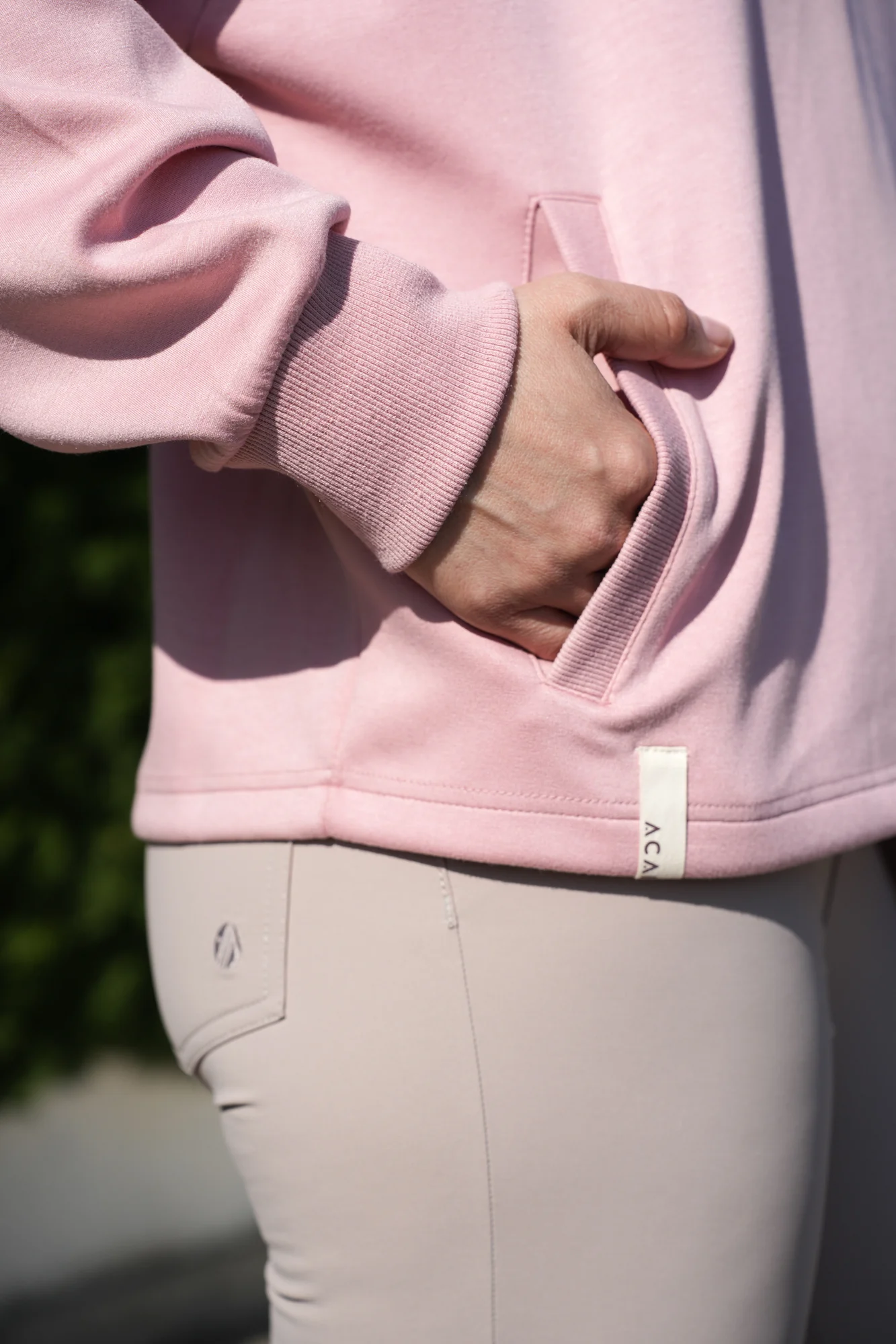 Glide Sweat - Dusky Pink - Image 4