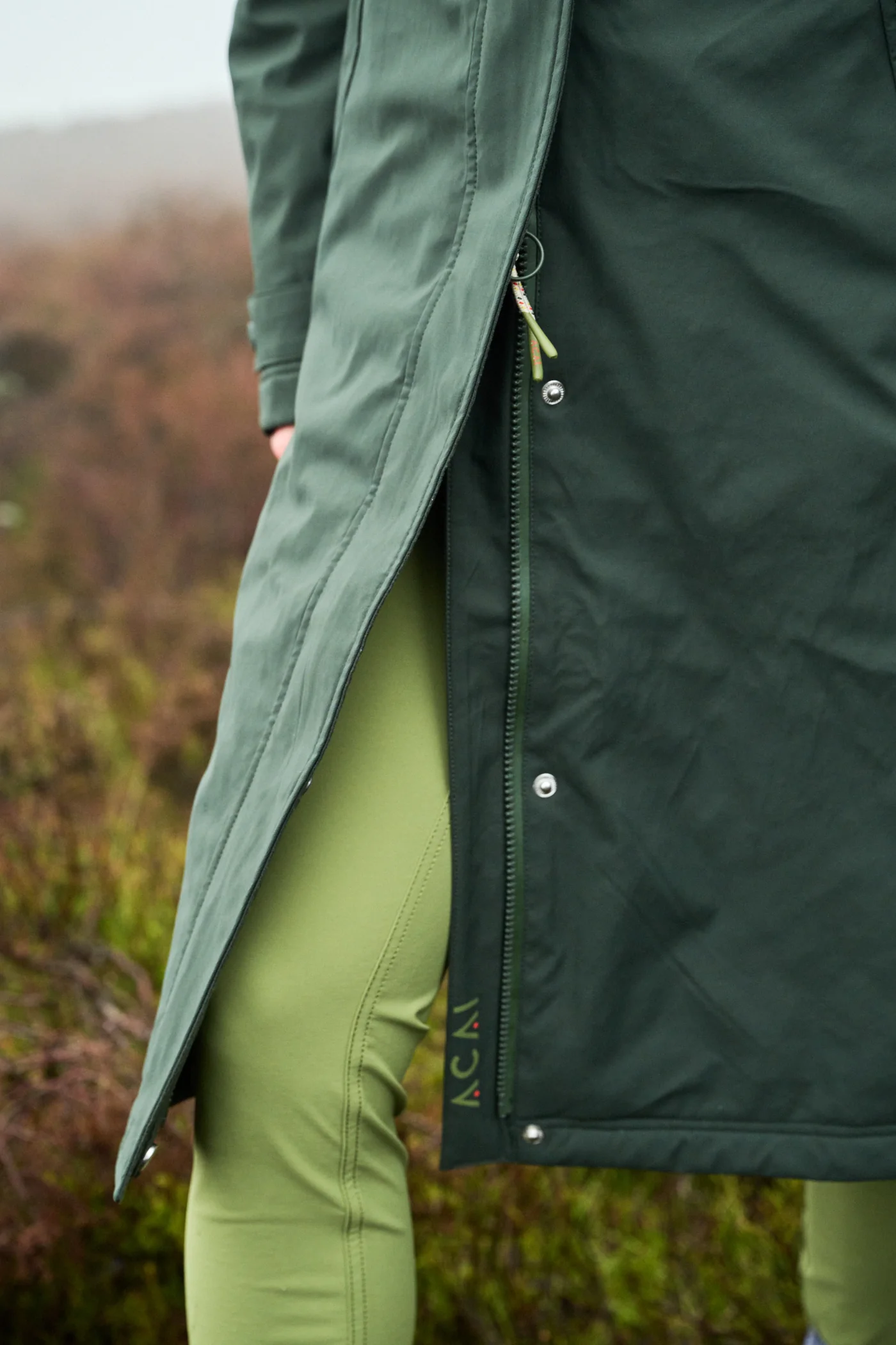 Rainlite Waterproof Jacket - Deep Khaki - Image 8
